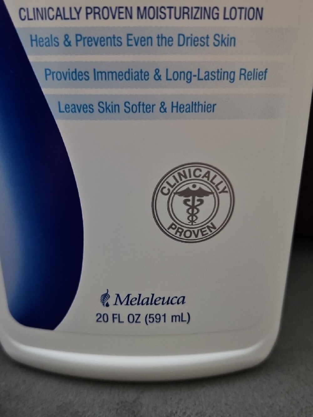 Intensive Skin Therapy Moisturizing Lotion - Picture 4 of 7